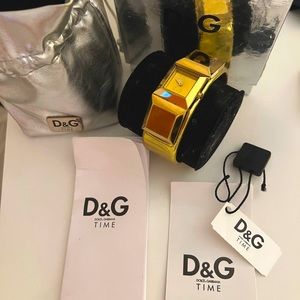 D&G DOLCE GABBANA METAL STUD GOLD METALLIC LEATHER WATCH-DW0273